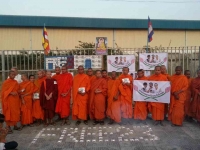 UWOLNIĆ 23: Kampania na rzecz godnej płacy w sektorze odzieżowym w Kambodży