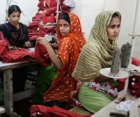 Pierwszy raport, który pokazuje warunki pracy  u dostawców polskich firm odzieżowych w Bangladeszu